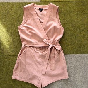 NWOT Hommage Los Angeles Sleeveless Pink Wrap Romper